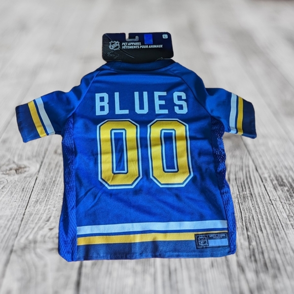 Pet NHL St. Louis Blues Jersey, Large - Picture 5 of 6